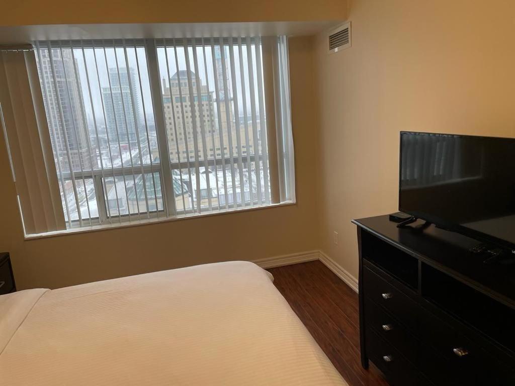 Platinum Suites Furnished Executive Suites Миссиссага Экстерьер фото