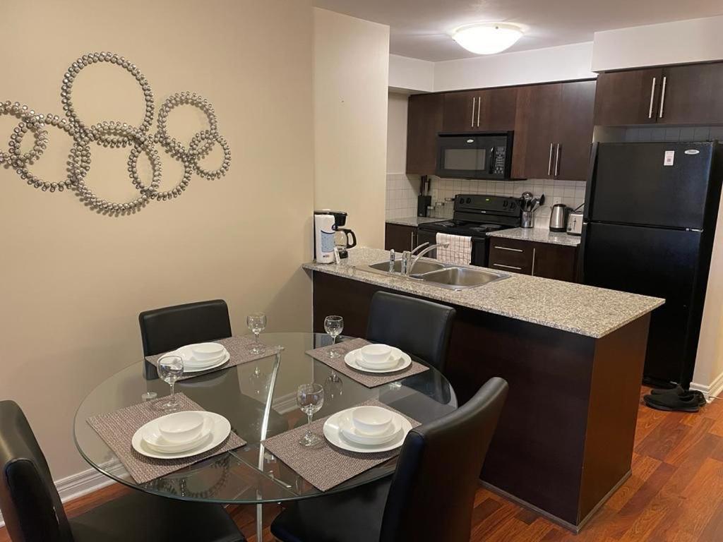 Platinum Suites Furnished Executive Suites Миссиссага Экстерьер фото
