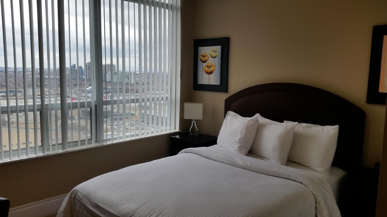 Platinum Suites Furnished Executive Suites Миссиссага Экстерьер фото