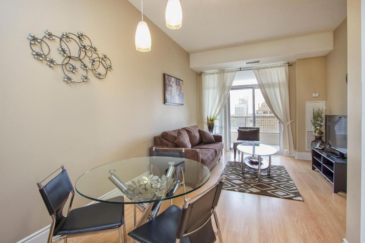 Platinum Suites Furnished Executive Suites Миссиссага Экстерьер фото